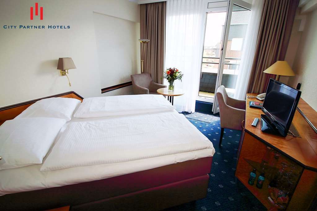 ホテル セナター ハンブルク 部屋 写真
